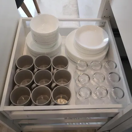 Nika, Apartman *