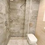 Nika, Apartman *
