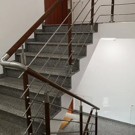 Nika, Apartamento *