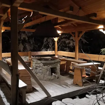 Nika, Apartamento