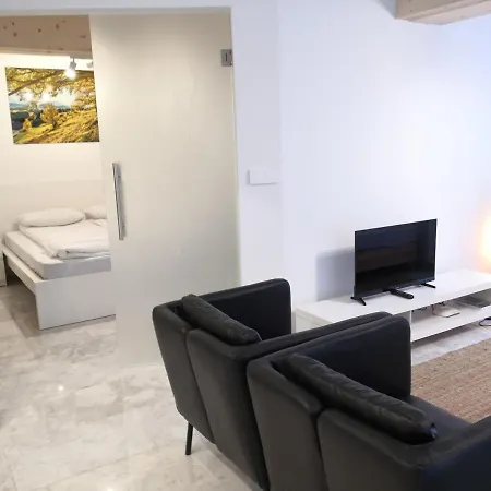 Apartament Nika, *