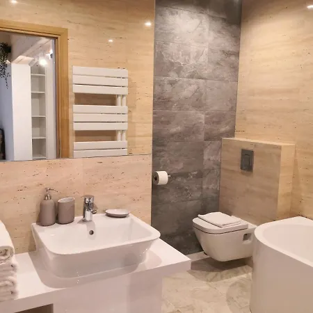 Apartament Nika, *