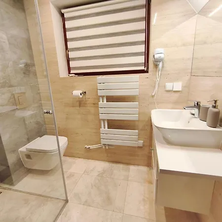 דירה Nika, זקופאנה