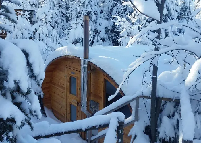 شقة Nika, زاكوباني