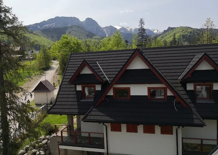 Nika, زاكوباني