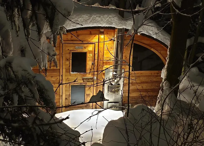 Nika, زاكوباني