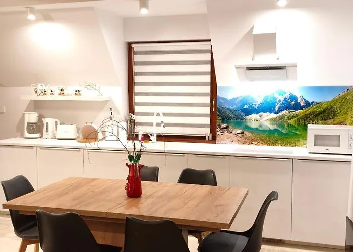 شقة Nika, زاكوباني